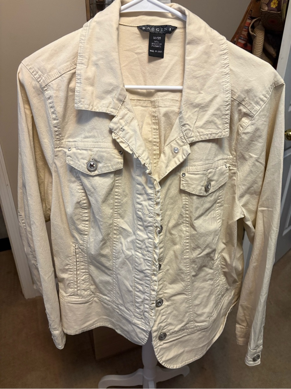 Neutral Cream Jean Jacket with Button-Front Utility Pockets - Women